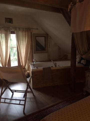 Le Moulin A Huile Bed and Breakfast Vailhourles Eksteriør billede